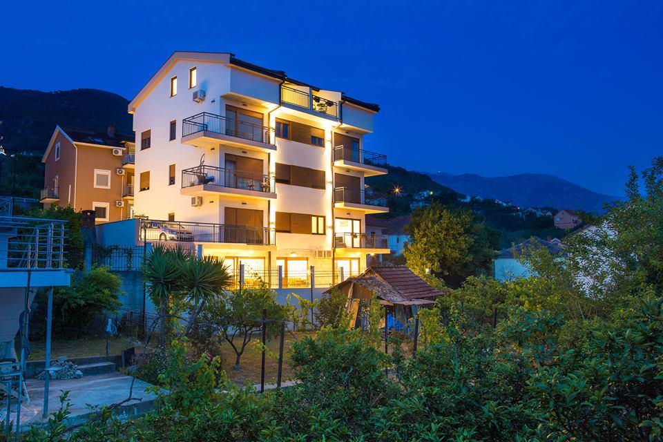 Porto Apartments Tivat Dış mekan fotoğraf